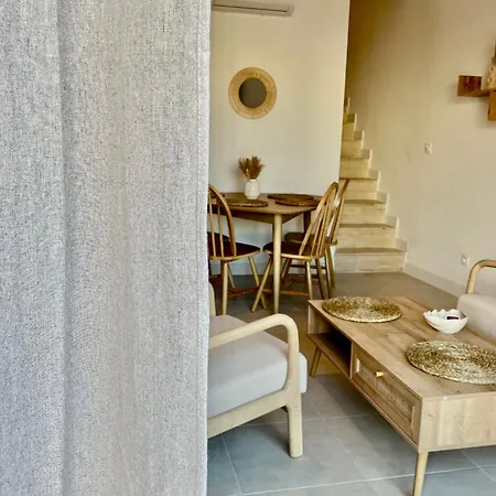 Apartment Marana, Maison En De Bord De Mer. *