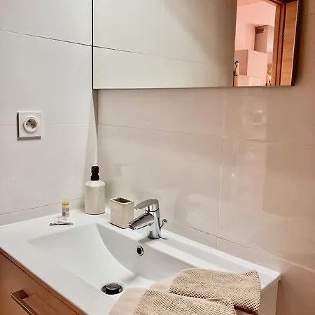 Apartment Marana, Maison En De Bord De Mer. Borgo (Corsica)